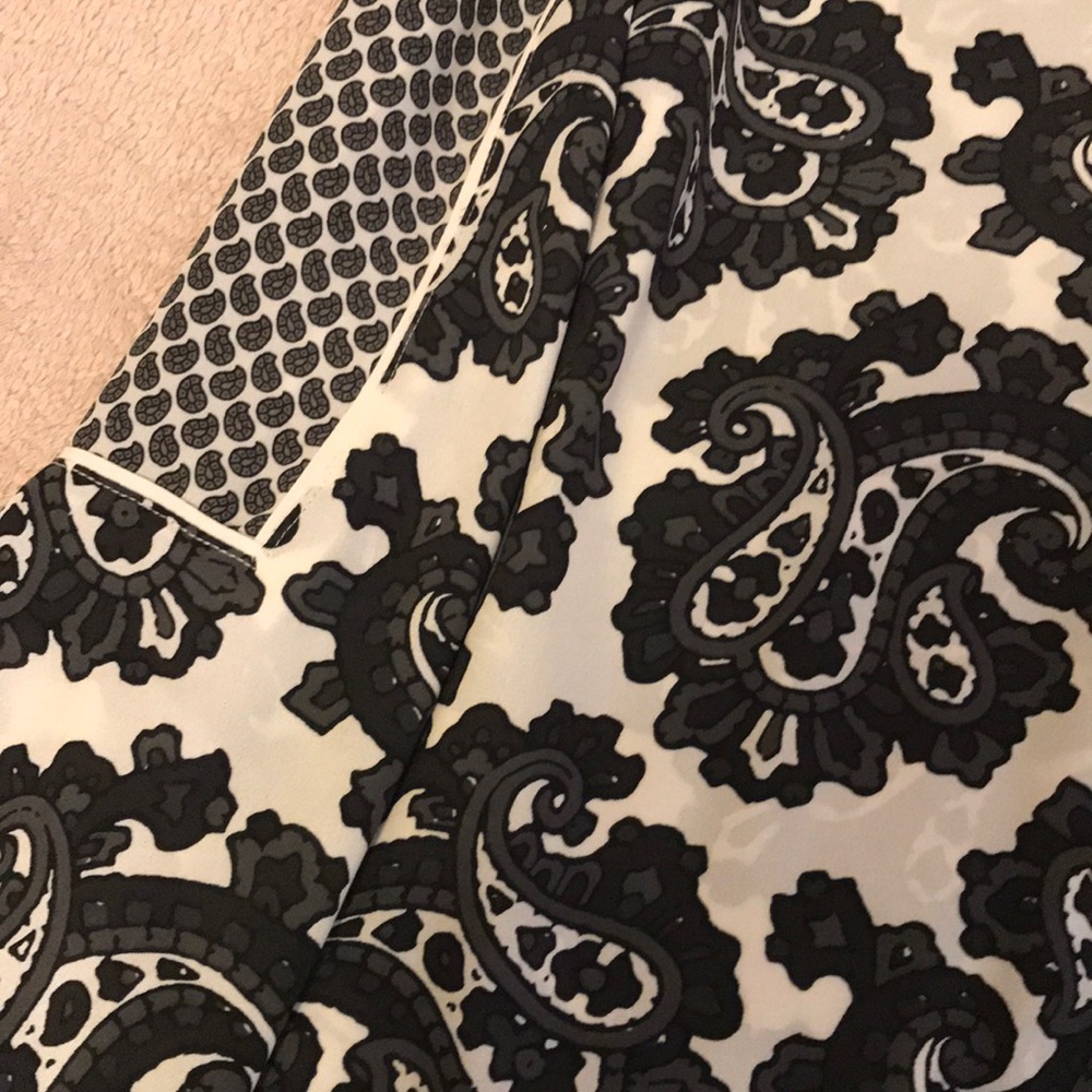 LOFT blouse - Picture 2 of 5